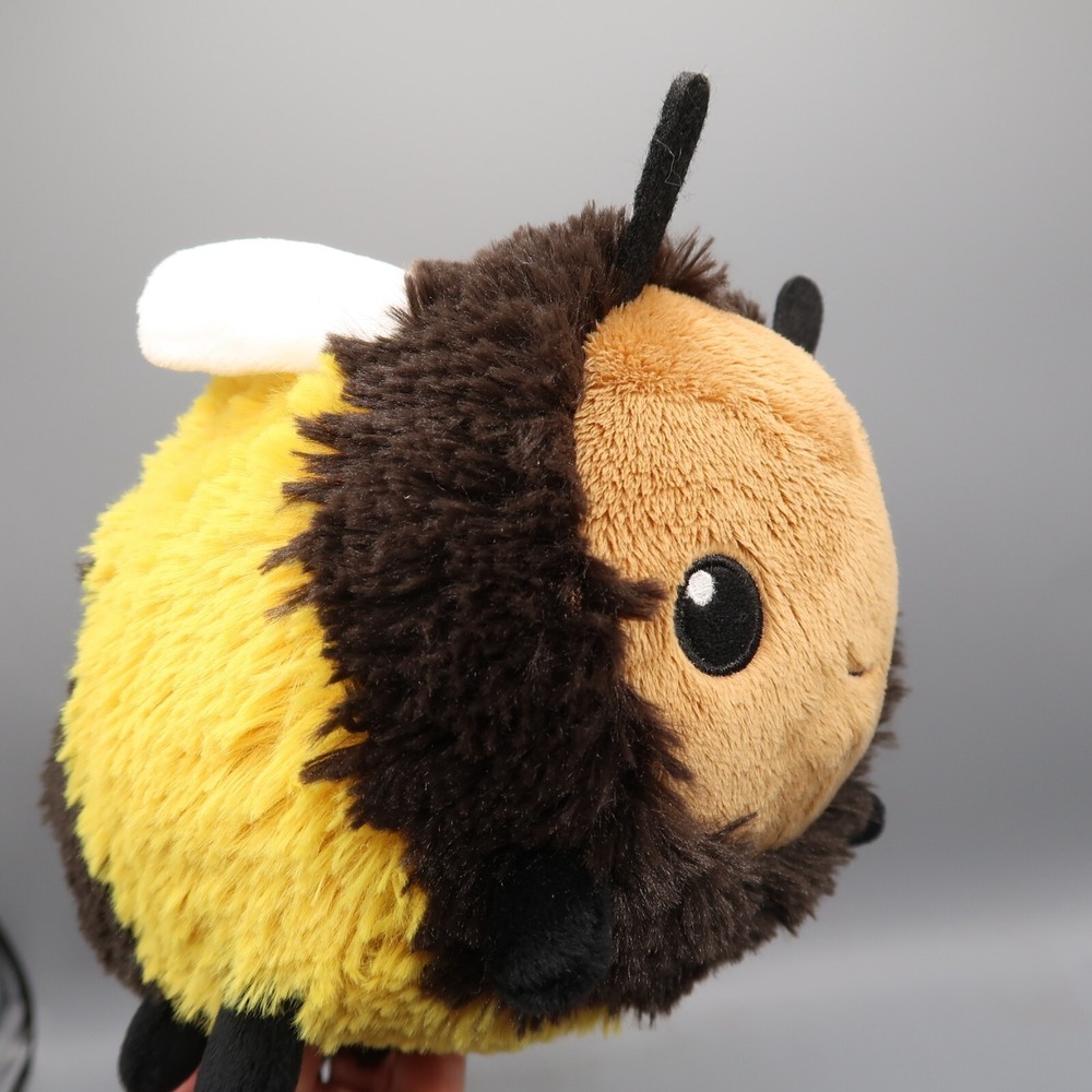 Squishable Mini Fuzzy Bumblebee Plush‎ Squish Soft Stuffed Animal NWT 2016 5"